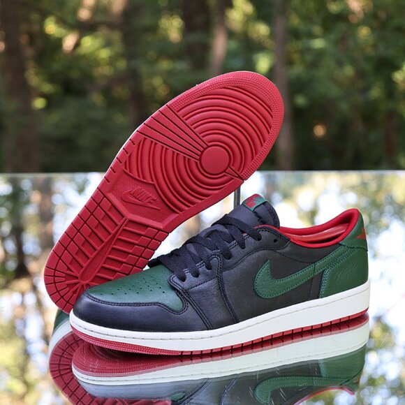 Jordan 1 Retro Low OG Black Gorge Green - Picture 6 of 14